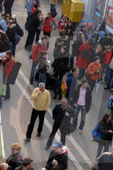 Bahnhof Stadelhofen, Bombendrohung 2006: wartende Menschen