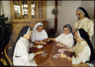 Ingrid Graven, Dominikaner-Nonne und Kolleginnen beim Jassen 1994
