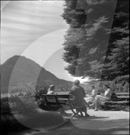 Menschen im Parco Civico Lugano 1940