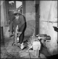 Wildegger Jodwasser in Flaschen abfüllen; Mineralquelle; 1960