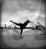 Olympische Spiele St. Moritz 1948: Eiskunstläuferin beim Training
