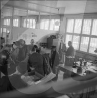 Raubüberfall auf Post Rheinach, Täter flüchtig nach Schiesserei; 1952
