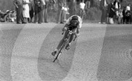 Tour de Suisse 1955: Ferdi Kübler in der Abfahrt vom Mutschellen