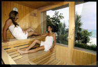 Frauen in der Sauna 1996