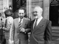 Hans Ulrich Lenzlinger mit Anwalt 1976 nach Gerichtsverhandlung