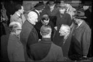 WK 2: Wirtschaftsdelegation der Alliierten, Ankunft in Bern, 1945
