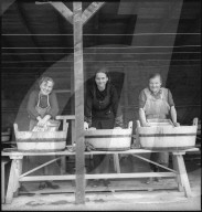 Quarantäne-Lager für Auslandschweizer in Neuenburg 1945