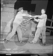 Auswechslung der Eisenbahnbrücke in Zürich-Wipkingen 1947