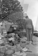 Studentenunruhen in Paris 1968: Passanten und Pflastersteine