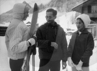 Alexandra von Kent mit Bhumibol und Sirikit von Thailand in Gstaad, 1961