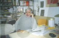 Schang Hutter in seinem Büro 1998