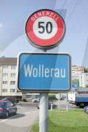 Ortsschild von Wollerau, 2005