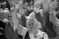 Erste Glarner Landsgemeinde mit Frauenbeteiligung 1972