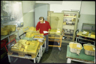 Goldgiesserei Argor; Goldbarren im Tresorraum 1987