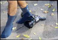 Herbstmode für Sportliche; Füsse mit Socken und Rollschuhen 1996