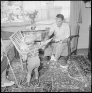 Ferdi Kübler und Sohn André mit Fan-Post 1950