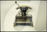 Schreibmaschine "Kosmopolit" von 1888
