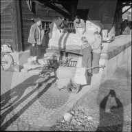 Das 2000. Bett der Bettenaktion des Roten Kreuzes, 1957