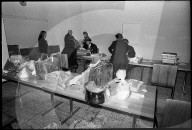 Bombenanschlag im Zürcher Hauptbahnhof; Gepäck aus zerstörten Schliessfächer  1971
