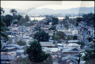 Wellblech-Baracken in Pointre-A-Pitre, Guadeloupe 1985