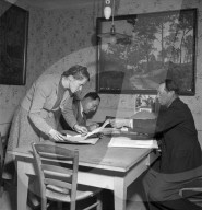 Coinsins; Gemeindeschreiberin Elisabeth Glauser; 1949