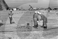 Vorbereitung zu Sprengung im Steinbruch Mellikon 1970