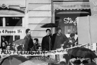 Franz Rueb (Mitte), Demonstration auf dem Zürcher Hirschenplatz, 1968