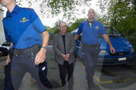 Remo S. wird zur Gerichtsverhandlung geführt, 2004