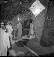 Presseführung durch Munitionslager Blausee-Mitholz 1949