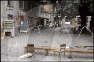 Jugendunruhen 1980 in Zürich, AJZ mit Stacheldrahtverhau