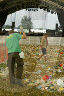 Openair Frauenfeld 2004: Das Abfallteam an der Arbeit
