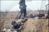 Verletzter Südvietnamese; Kampf um den Hügel 471, Vietnam 1968