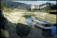 Aufgelaufenes Boot im Doubs, Trockenheit 1985