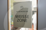Tomme-Inspektion in der Käserei Baer, 2005