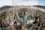 Fans an Bon Jovi-Konzert im Letzigrund, 1996