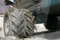 Zwillingsräder eines Traktors, 2006