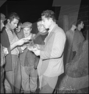 Zahltag im Bergwerk Grône; 1957