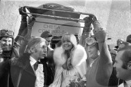 Gunter Sachs und Mirja Larrson heiraten in St. Moritz 1969