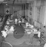 Zürcher Akademiker spenden Blut für Ungarn 1956