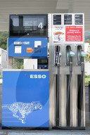 Tankstelle, hohe Benzinpreise nach Hurrikan Katrin (USA), Zürich 2005
