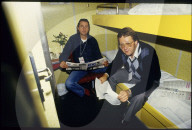 Fotograf Reto Hügin und Journalist Stephan Bosch in der Fähre nach Reykiavik 1986