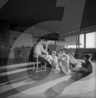 Verhaltensforschung im Versuchskindergarten, Zürich 1958
