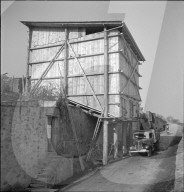 Lastwagen beladen; Kohlenmine Grandson; 1943