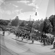Demonstration der Textilarbeiter; Textilarbeiterinnen; 1952