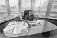SDA-Direktor Georges Duplain in seinem Büro, 1971