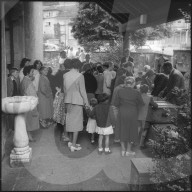 Schweineschmalz-Verteilung in Flums, 1959