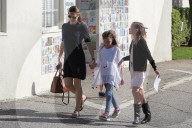 PEOPLE - Jenifer Garner besucht mit den Kids den Gottesdienst