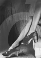 Damenschuh mit Aluminium-Sohle, 1942