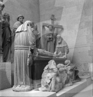Grablegung Christi in der Kathedrale Freiburg 1944