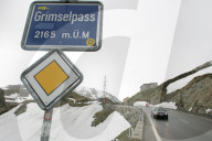 Ortstafel des Grimselpasses, 2006